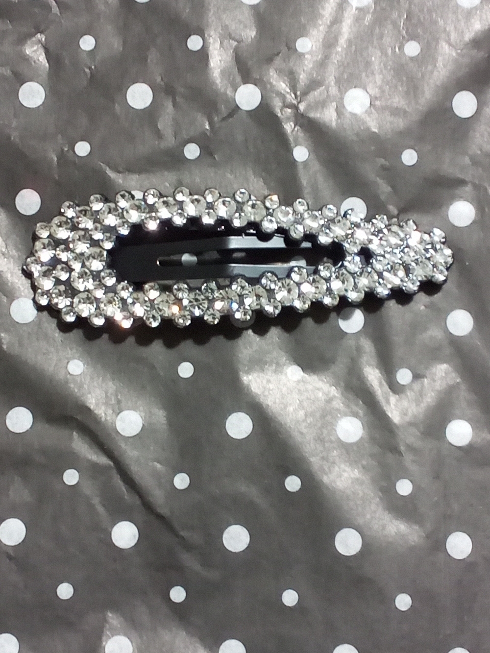 Crystal-Embellished Teardrop Hair Clip - Silver Sparkle - Picture 13 of 13